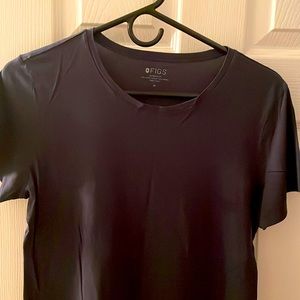 Figs size medium under scrub, navy